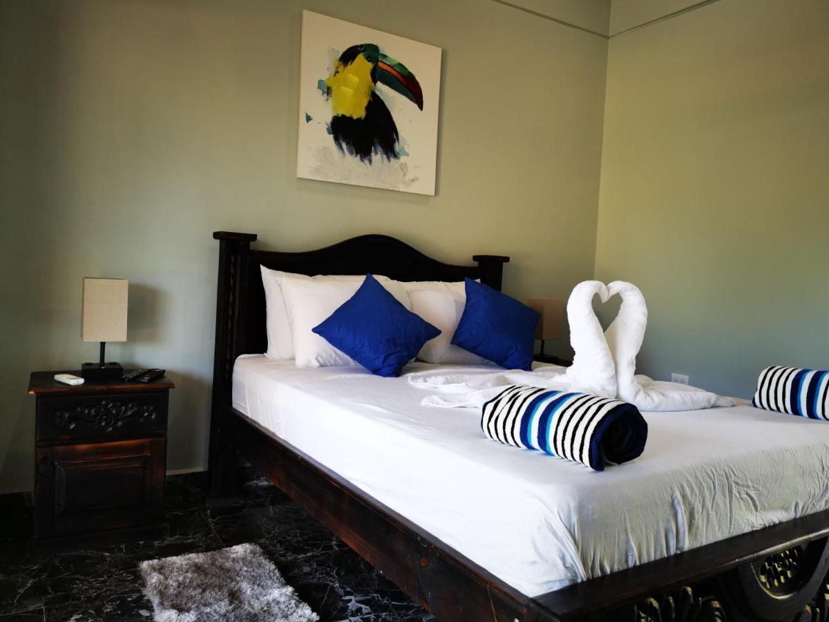 Tuki Tuki Lodge Sámara Extérieur photo